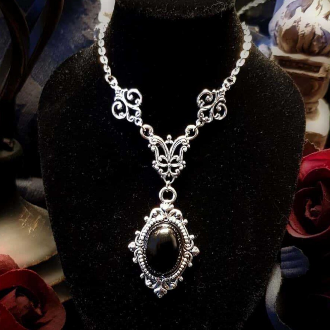 Naszyjnik z kameą wampira, Kam – Men'S Victorian Accessories recenzja i cena